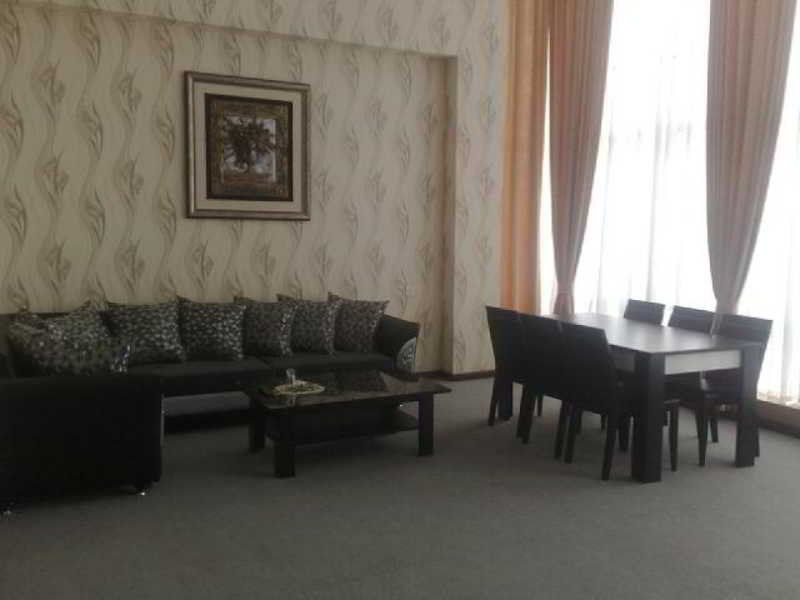 Titanik Hotel Baku Eksteriør bilde